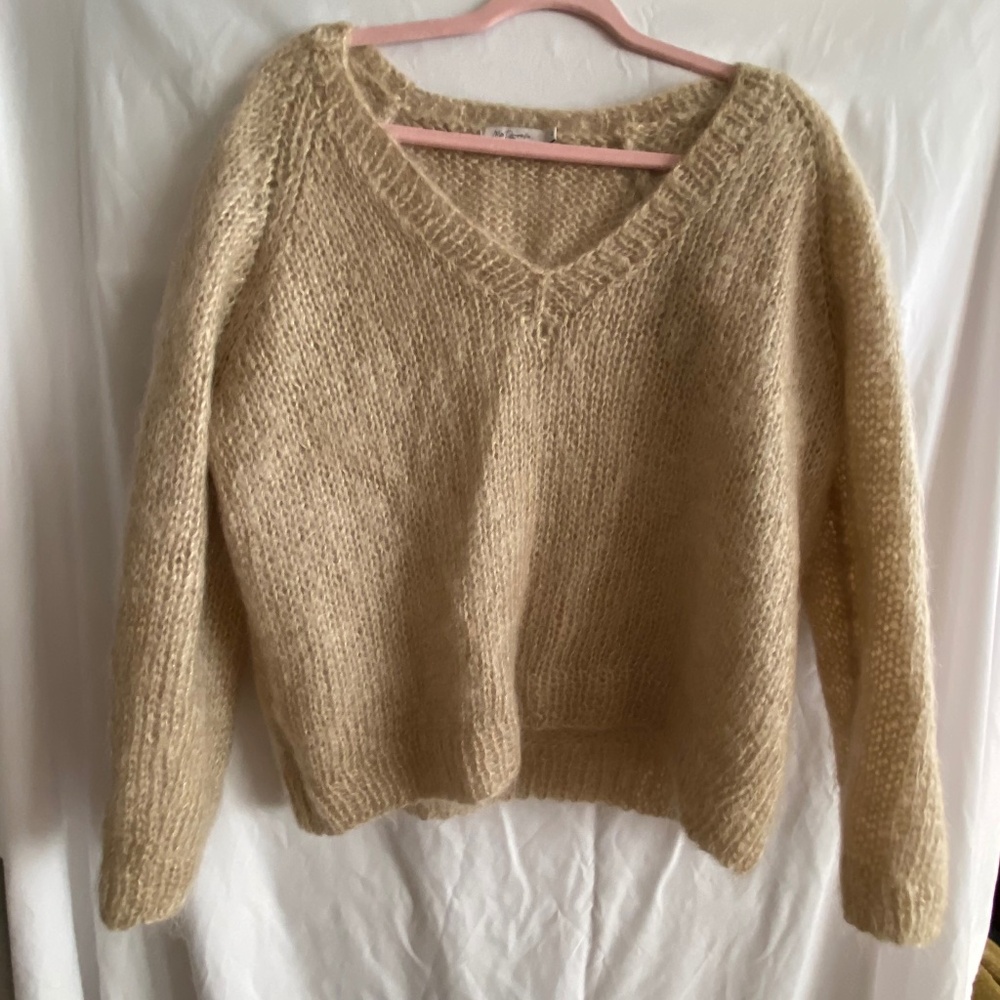 Mes Demoiselles mohair sweater v-neck cropped, cream and gold, Medium/Large
